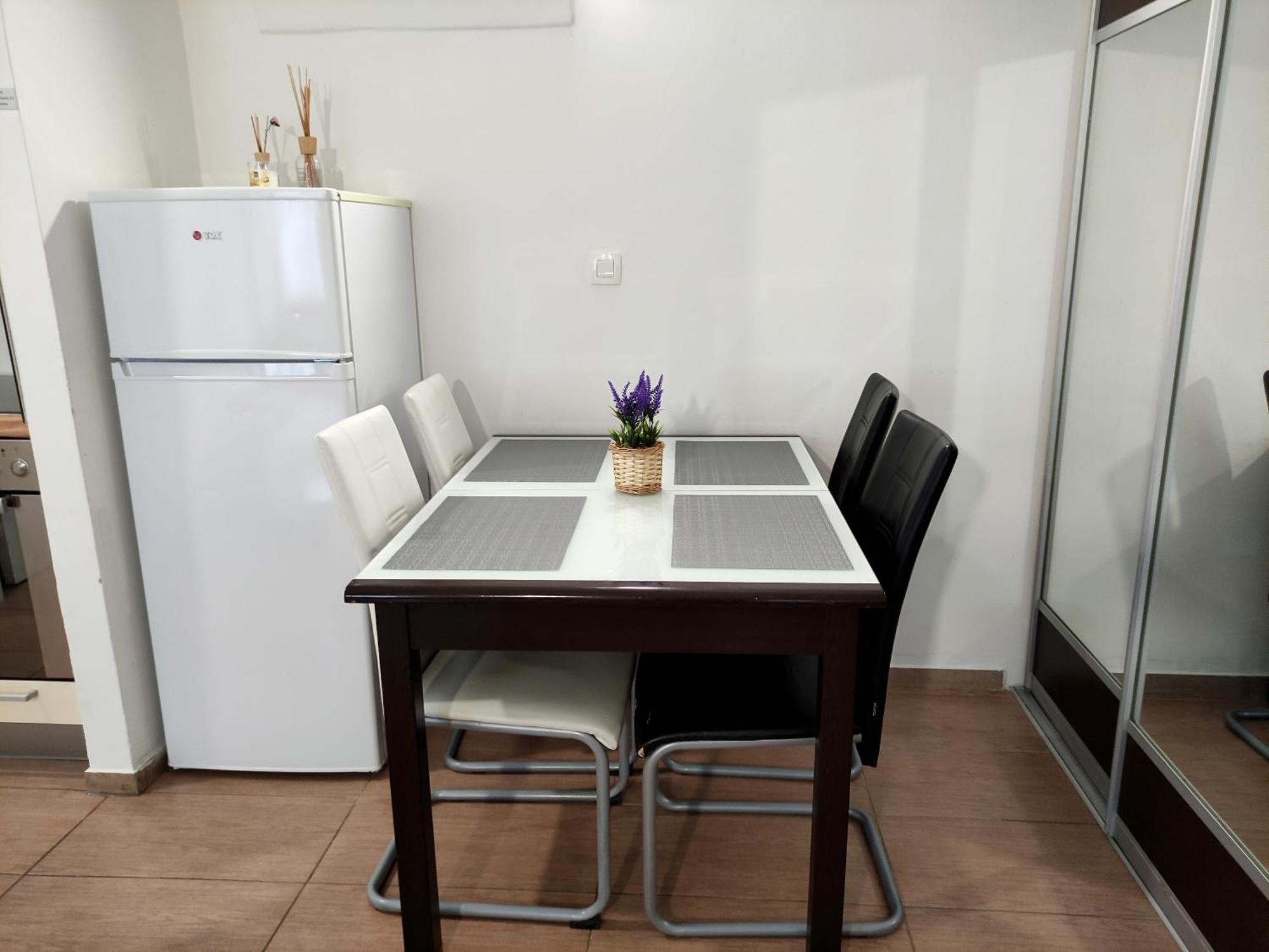 Studio Apartment Sisters 3-4 Ljubljana Dış mekan fotoğraf