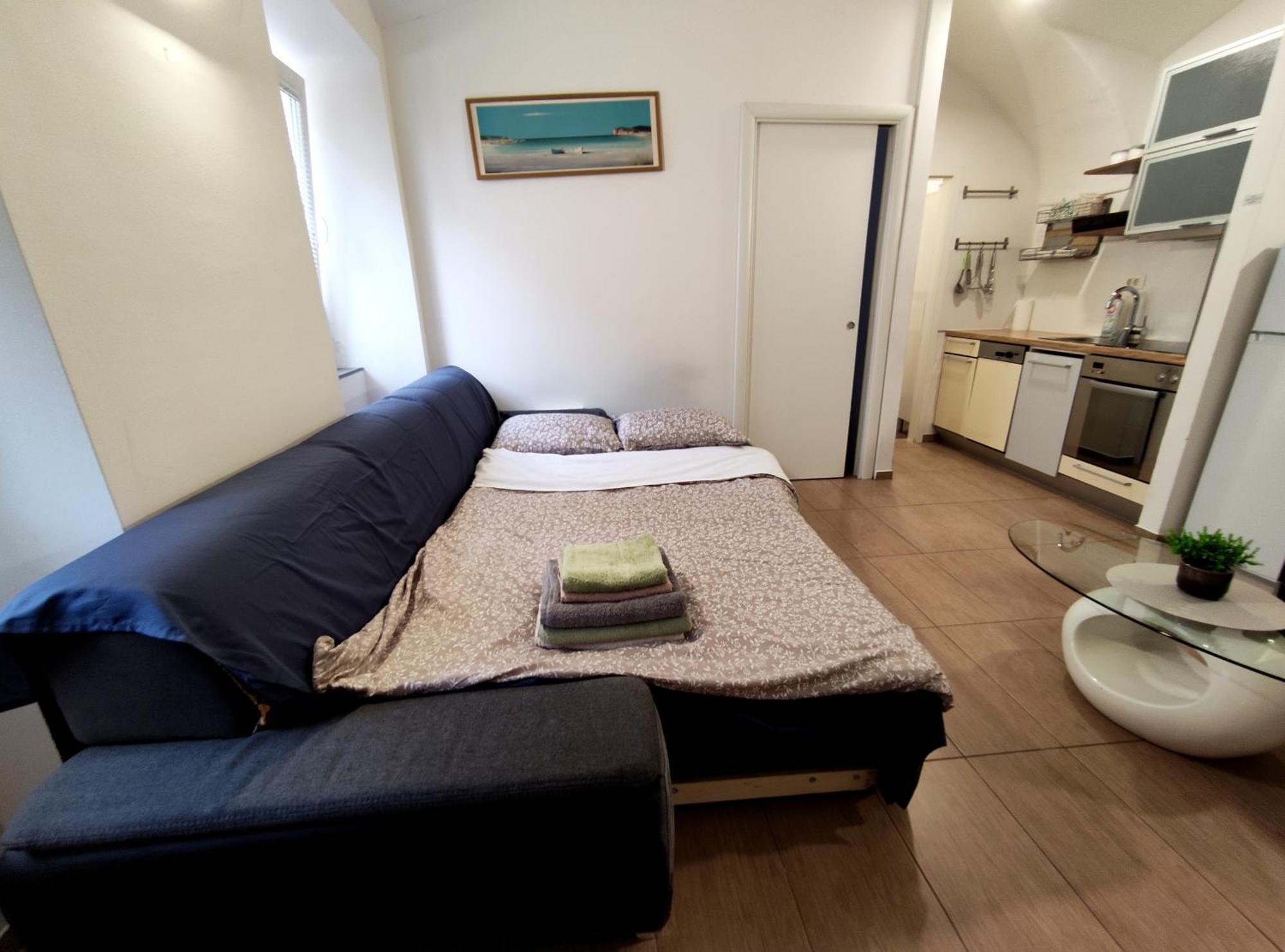 Studio Apartment Sisters 3-4 Ljubljana Dış mekan fotoğraf
